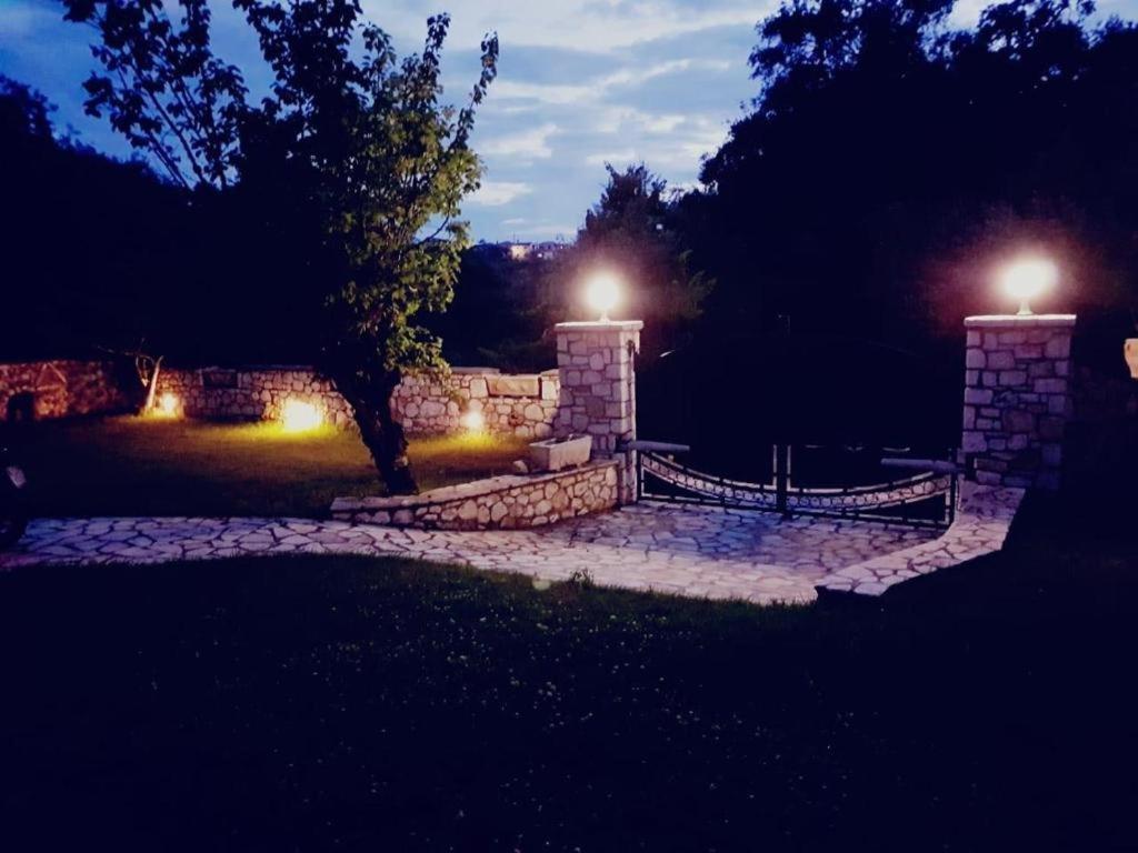 Villa Spiti Ute Makrádes Kültér fotó